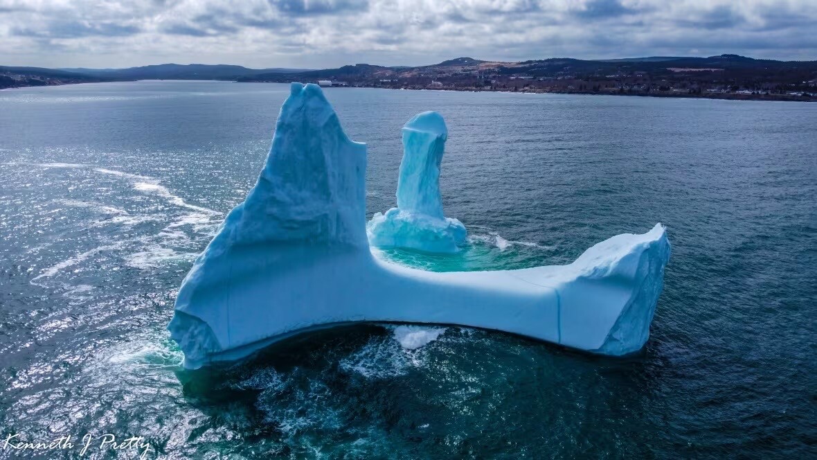 ケン・プリティ　氷山　カナダ