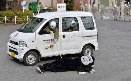 多摩動物公園から猛獣「ユキヒョウ」が脱走に関連した画像-05