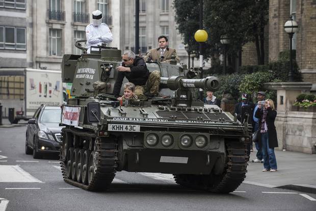 戦車出動！スティッグが嘆願書をBBCへ提出に関連した画像-03