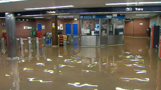 水没した浜松市の地下通路が清潔に関連した画像-06