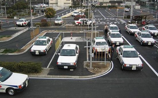 日本での運転がつまらない4つの理由に関連した画像-02