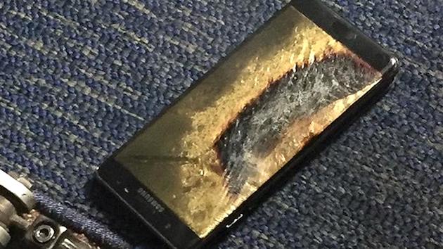 ハロウィンで”Galaxy Note 7”コスプレに関連した画像-03