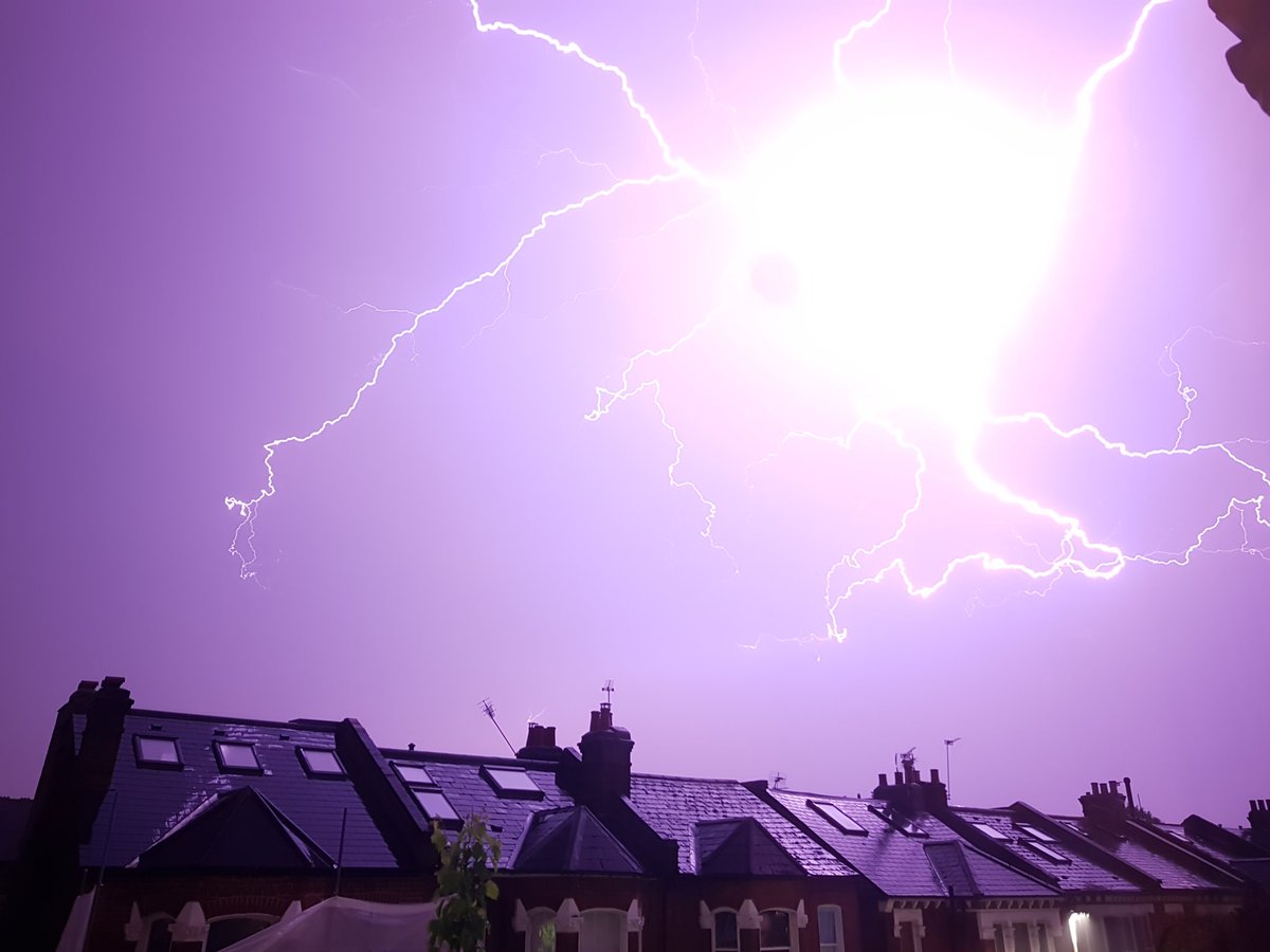 あらゆる雷雨の母（Mother of all thunderstorms）に関連した画像-05