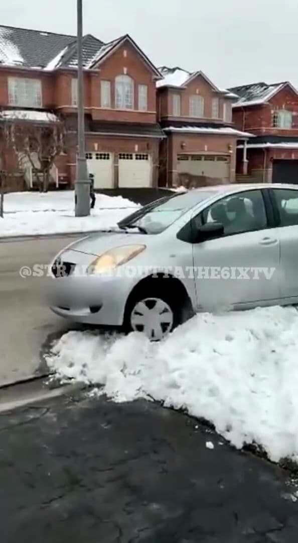 カナダ　泥棒　車