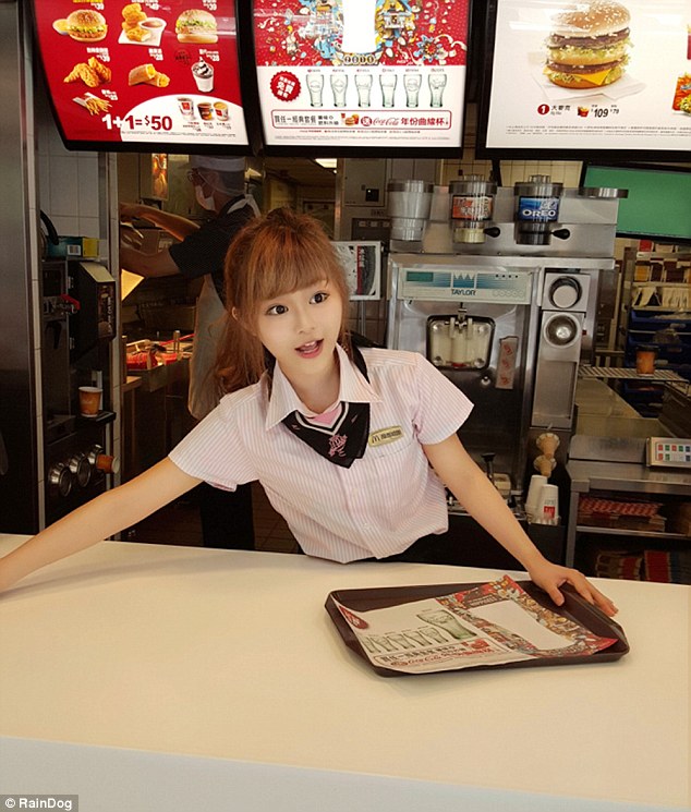 台湾マクドナルドに絶世の美少女イルカちゃんに関連した画像-03