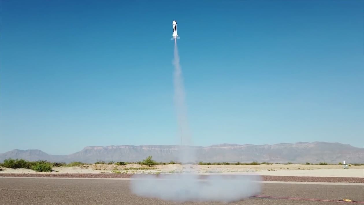 Amazon　ジェフ・ベゾス　ロケット　ブルーオリジン